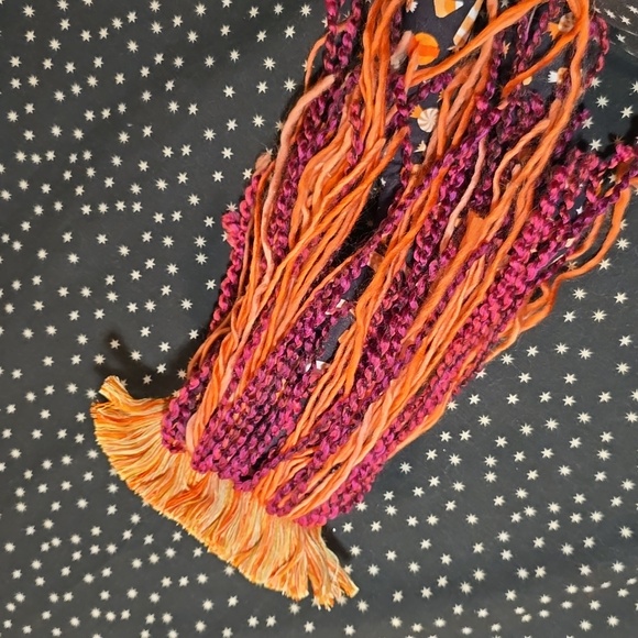 VOODOO DOLL - Picture 4 of 4